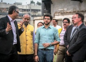 SRS Sports Director, Amit Desai (left) in conversation with MDFA President, Aditya Thackeray (centre) at the launch of the FCV International Football Academy in association with SRS Sports 