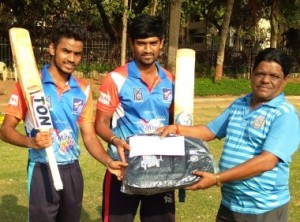 Ghatkopar Jets’ opener Karan Nandy receiving his man-of-the-match award from Raju Pathak, an official of the  league. On the left is Prathmesh Pawar with whom Karan added 147 runs for the second wicket 