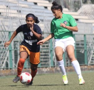 A Kenkre FC defender Yashmita Mahatre (right) tackles Krida Prabodhini striker Aishwarya Bhonde during their WIFA Women’s Football League played at the Cooperage Football ground.