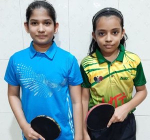 The champion Riana Bhoota (right) of Thane and runner-up Ishika Umate of Nagpur