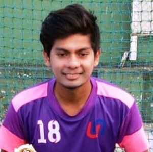 Suraj Shahi scored two goals in leading Union Bank of India to a stunning 5-4 win against Uncle’s Kitchen in a Men’s quarter-final match of the WCG’s 38th Victor D’Mello Memorial Invitational Rink Hockey Tournament .